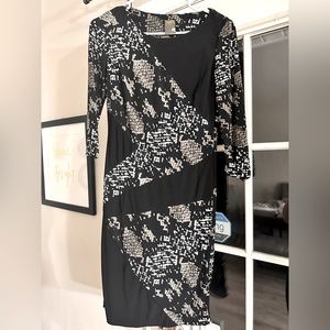 Flattering Taylor Knee Length Dress RARE DESIGN